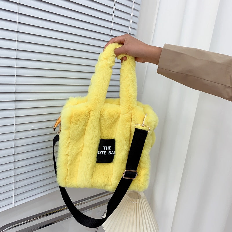 2022 Designer Faux Fur Tote Bag for Women Luxury Handbags Autumn Winter Plush Shoulder Crossbody Bags Brand Shopper Purses New