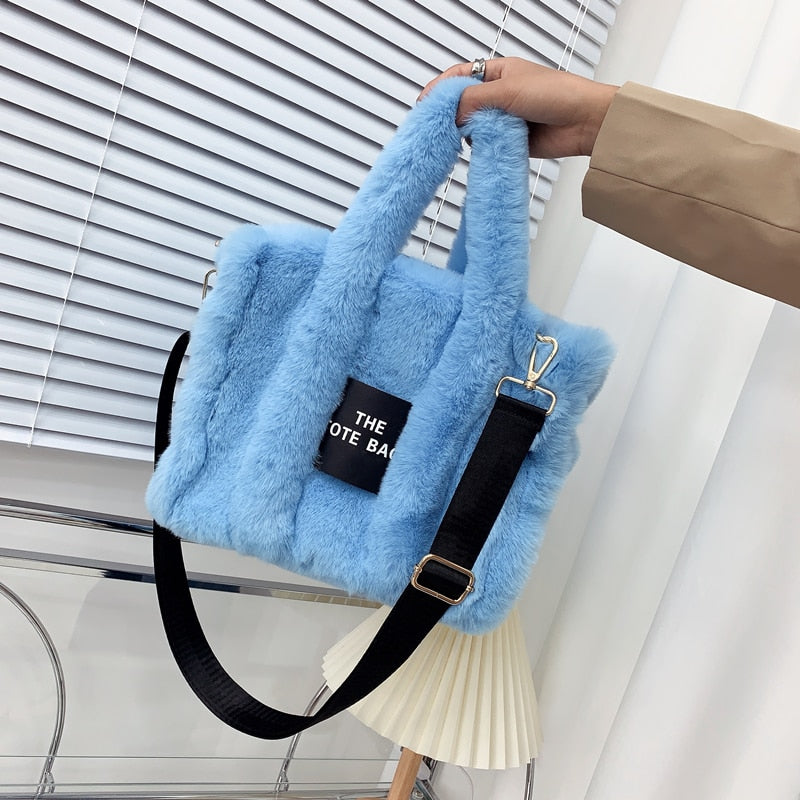 2022 Designer Faux Fur Tote Bag for Women Luxury Handbags Autumn Winter Plush Shoulder Crossbody Bags Brand Shopper Purses New