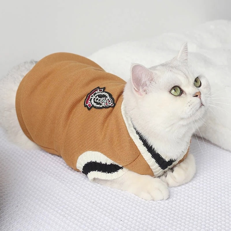 College Style Cat Sweater Winter Warm Cat Clothes for Small Medium Cat Puppy Cat Vest Chihuahua French Bulldog Yorkie Coat