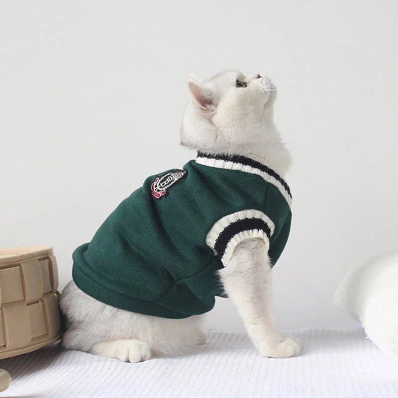 College Style Cat Sweater Winter Warm Cat Clothes for Small Medium Cat Puppy Cat Vest Chihuahua French Bulldog Yorkie Coat