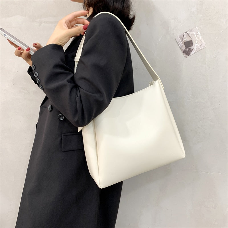 LEFTSIDE Fashion Leather Tote Bag for Women 2022 Tend Female Simple Large High Capacity Shoulder Side Bag Handbags and Purses